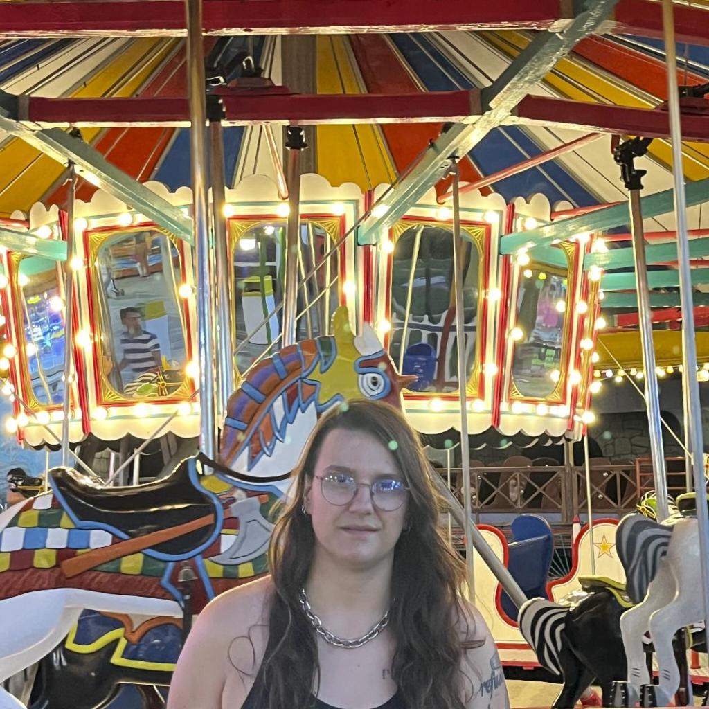 Conheça Lucia Vulcano Punk Rock Mineiro