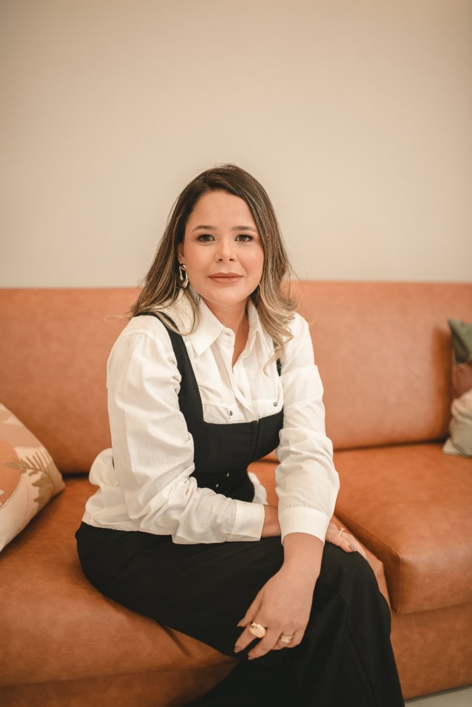 Especialista de Uberlândia participa do maior congresso de estética e dermatologia do mundo, em Paris